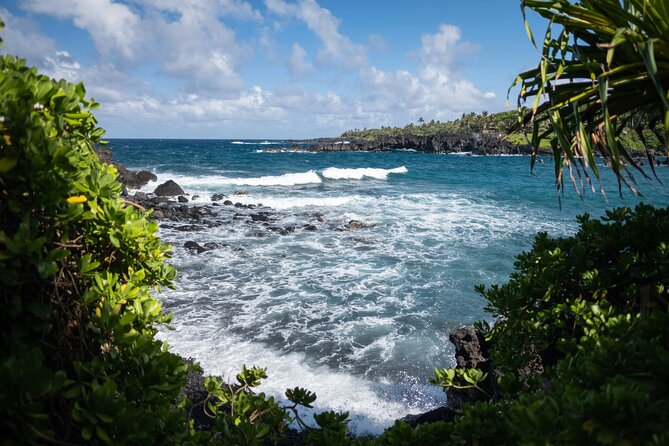 Scenic Coastal Adventure In 4x4 With Turtle Town Snorkel + Photos - A Maui half-day with two big payoffs: coastal 4x4 + Turtle Reef snorkel