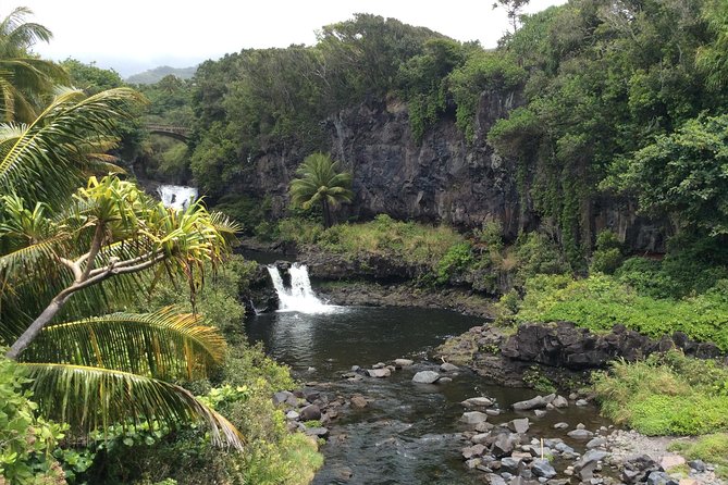 Shaka Guide Maui "Classic" Road to Hana Audio Driving Tour - Venus Pool and the Beach Finish: Where the Tour Lets You Relax