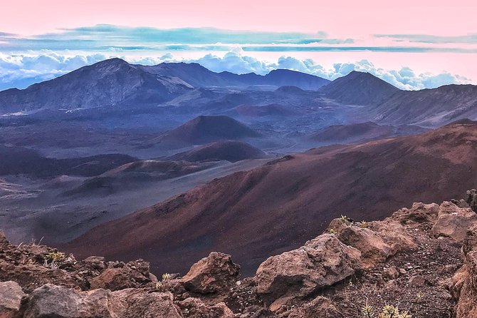 Shore Excursion: Haleakala Sunrise Tour for Pride of America Passengers - Stop 1 inside Haleakala National Park: your ticket, plus first views