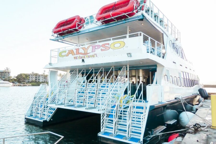 South Maui: Molokini Snorkeling Adventure - Calypso on Ma’alaea Road: the start that sets the mood