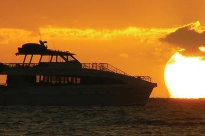 South Maui: Sunset Cruise with 4-Course Dinner and Drinks - Starting at Maui Harbor Shops: Two Meeting Points, One Easy Goal