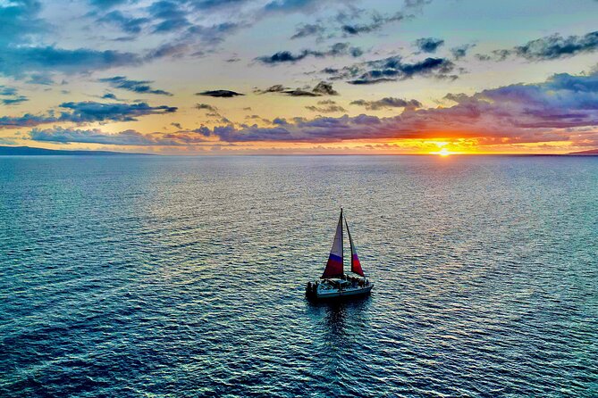 Sunset Sailing on a Floating Tiki Bar Charming Hawaiian Catamaran - Crew Energy: Attentive Hosting, Humor, and a Few Real-World Friction Points