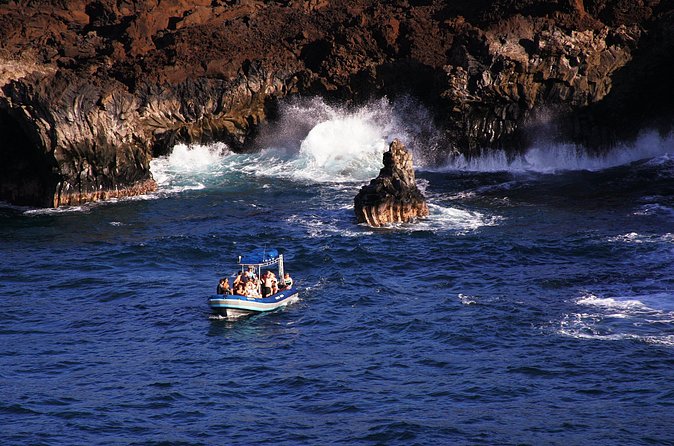 The Best 4 hour inclusive Kanaio Sea Caves and La Perouse Snorkel - Food on the water: breakfast and lunch aren’t an afterthought