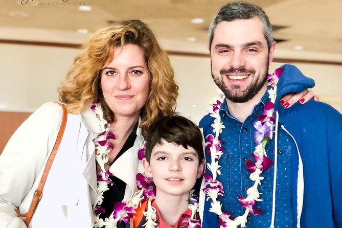 Traditional Airport Lei Greeting on Kahului Maui - The Aloha Moment: From Ancient Lei Meaning to a Fresh Strand Around Your Neck