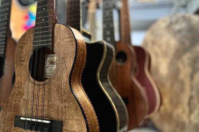 Ukulele Lesson on Maui (Basics) - The Instructor Makes It Feel Like a Friend With a Guitar