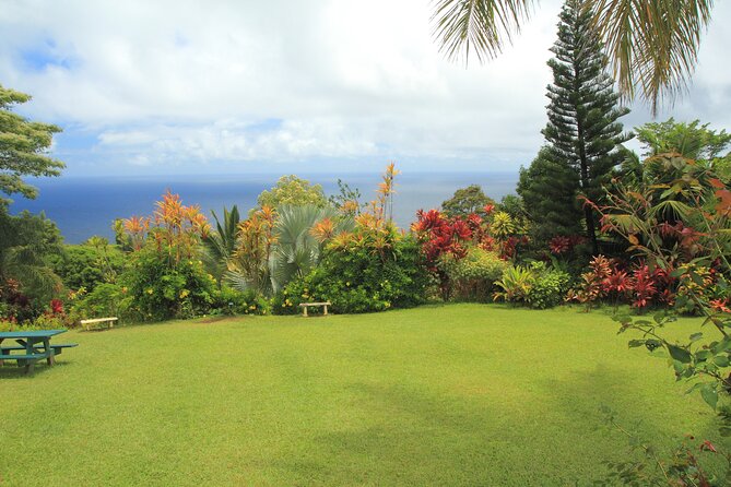 Ultimate Self-Driving Audio Tour of Road to Hana, Maui - Ke’anae, Hana arboretum stops, and the weird-cool Hana character