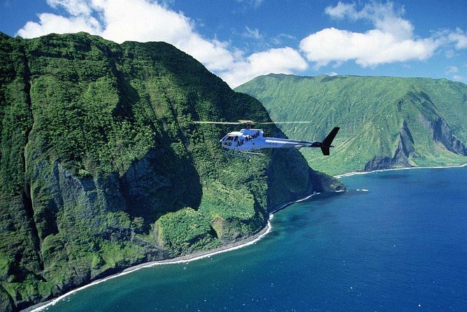 West Maui and Molokai 60-Minute Helicopter Tour - Kahului heliport check-in and photo-ready setup