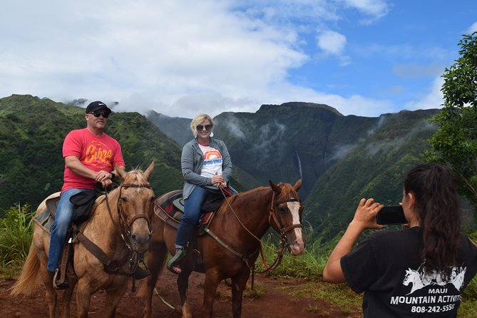 West Maui Mountain Waterfall and Ocean Tour via Horseback - Meeting In Wailuku: The Day Starts Off the Mountain-Route Way